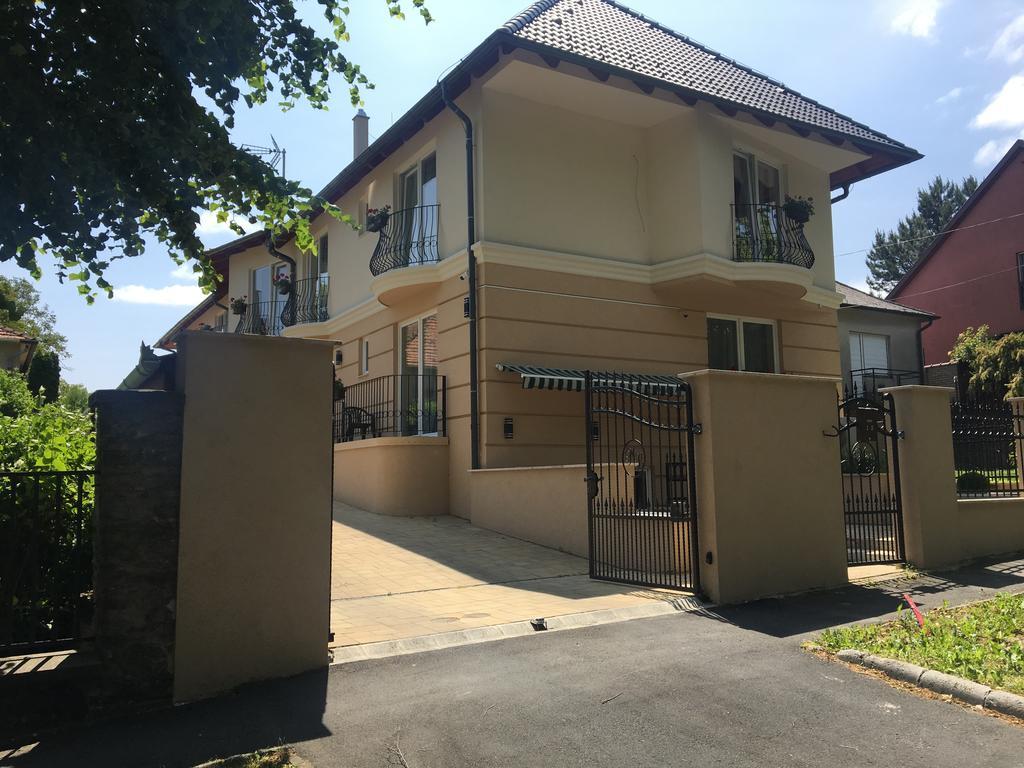 Villa Mona Lisa Hévíz Buitenkant foto